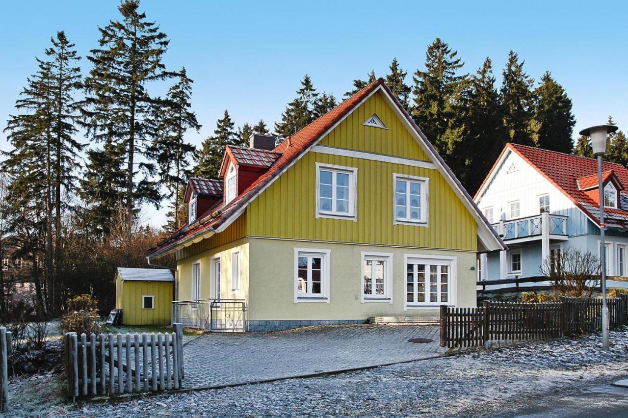 Ferienhaeuser Im Tannenpark, 塔内 外观 照片